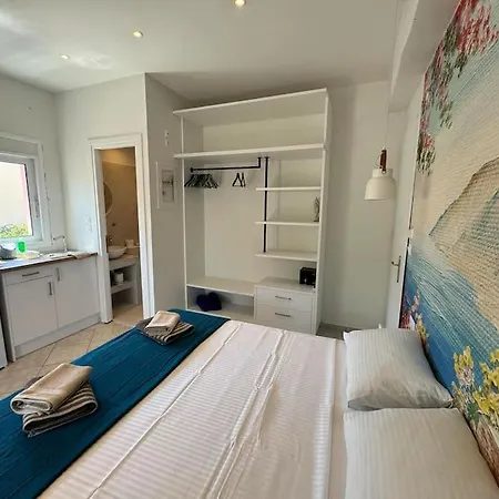 Reginas & Apts-bougainvillea Fiscardo With Private Terrace * 피스카던