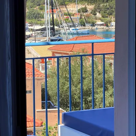 Apartment Regina & - Fiscardo *